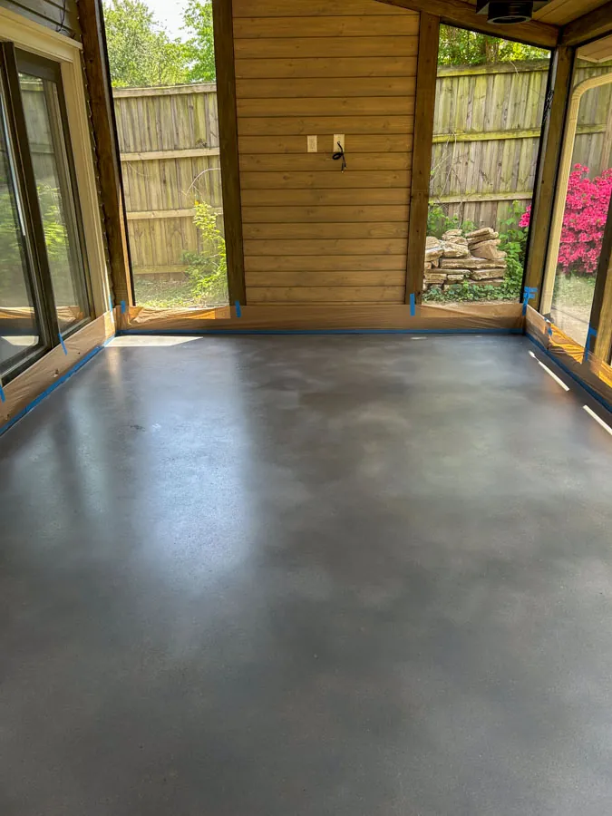 Gray epoxy sunroom floor, residential epoxy flooring serving Nashville, TN